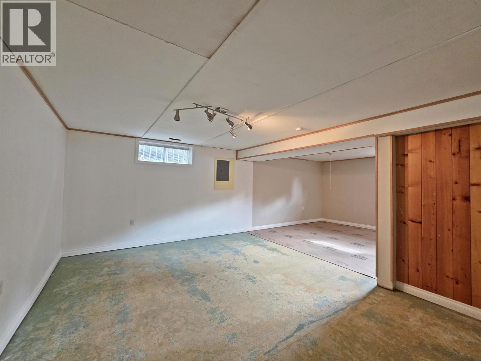 530 NORMAN STREET - 24