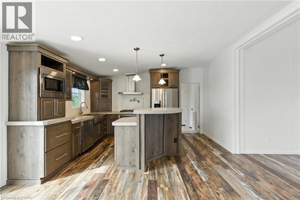 45 RIVERBEND Crescent - 10