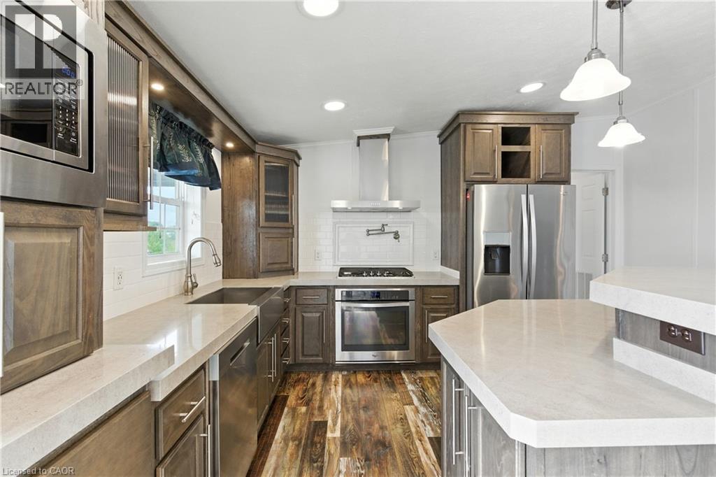 45 RIVERBEND Crescent - 11