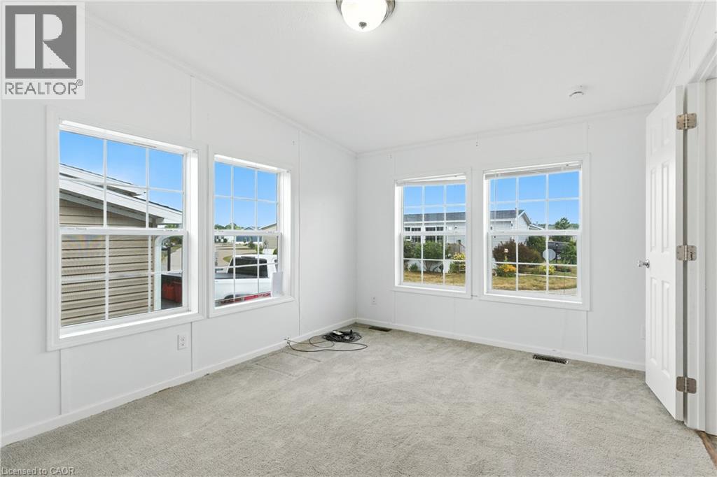 45 RIVERBEND Crescent - 5