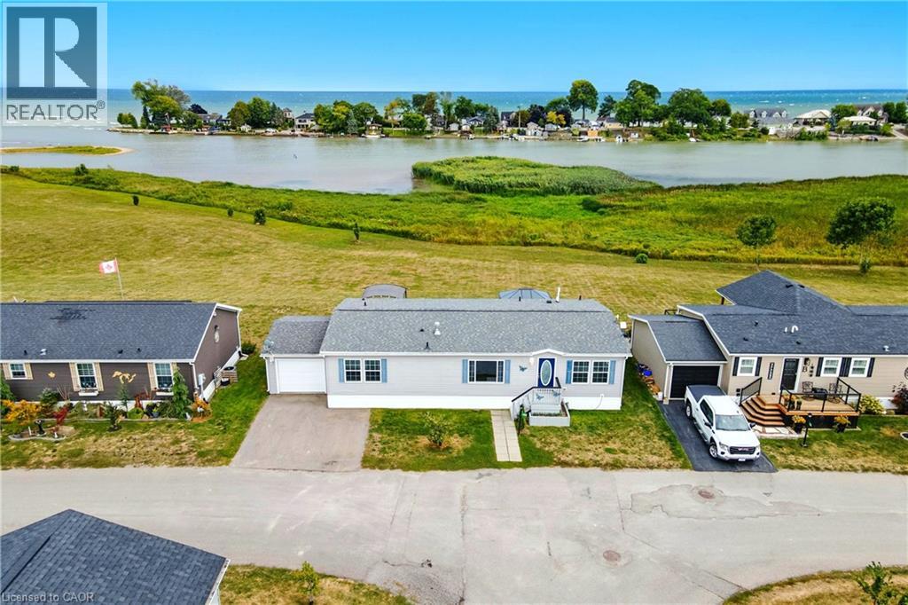 45 RIVERBEND Crescent - 31