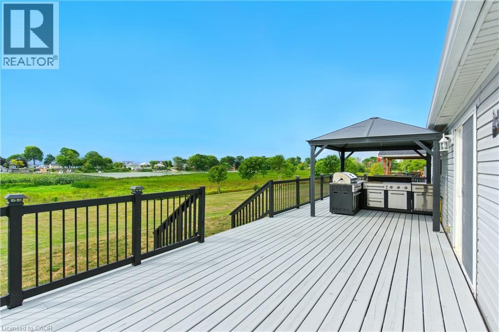 45 RIVERBEND Crescent - 23