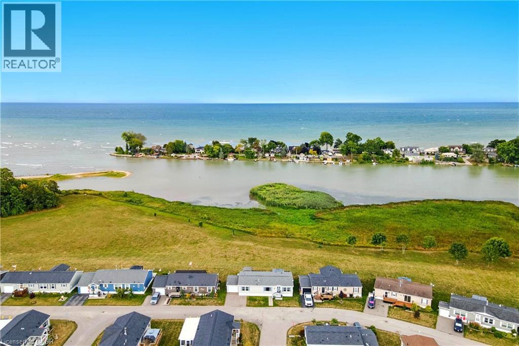 45 RIVERBEND Crescent - 28