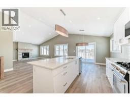 2017 30 Avenue, Nanton, AB T0L1R0 Photo 10