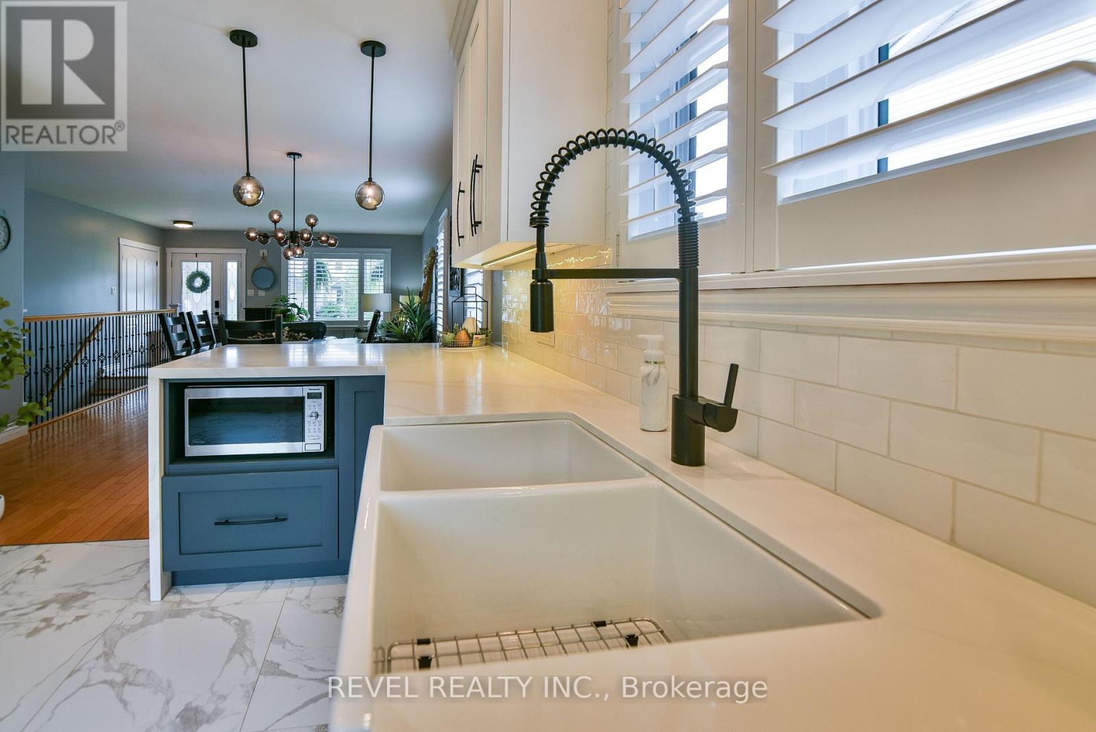 304 JV BONHOMME BOULEVARD - 17