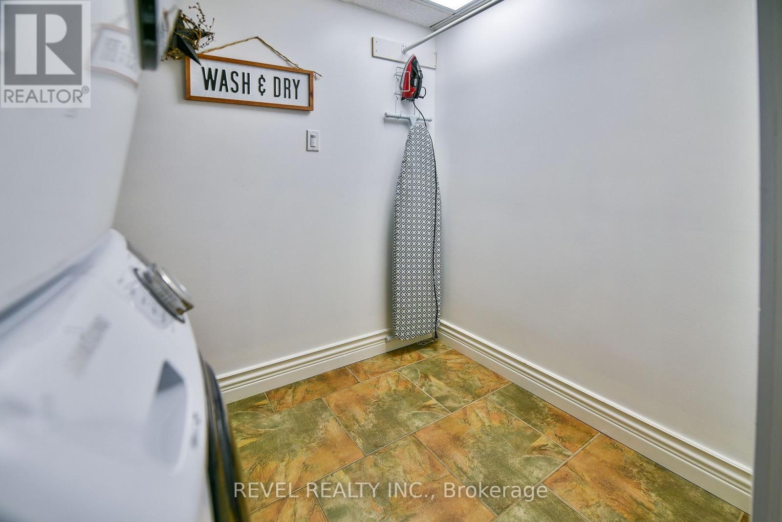 304 JV BONHOMME BOULEVARD - 38