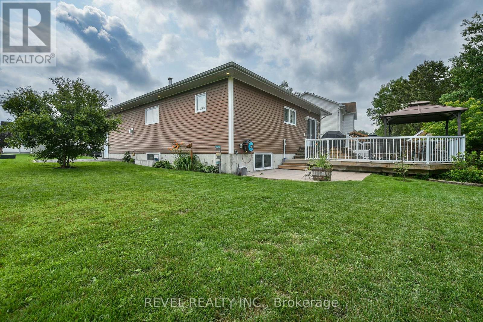 304 JV BONHOMME BOULEVARD - 4