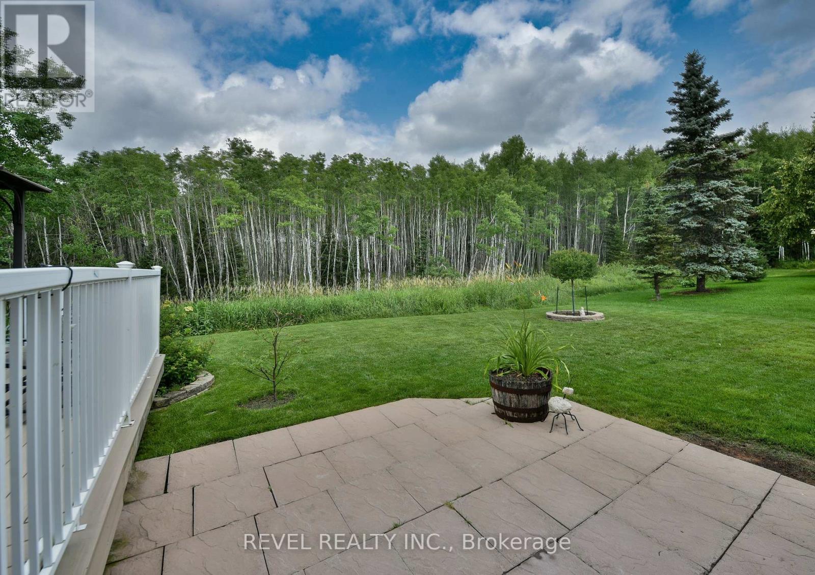 304 JV BONHOMME BOULEVARD - 8