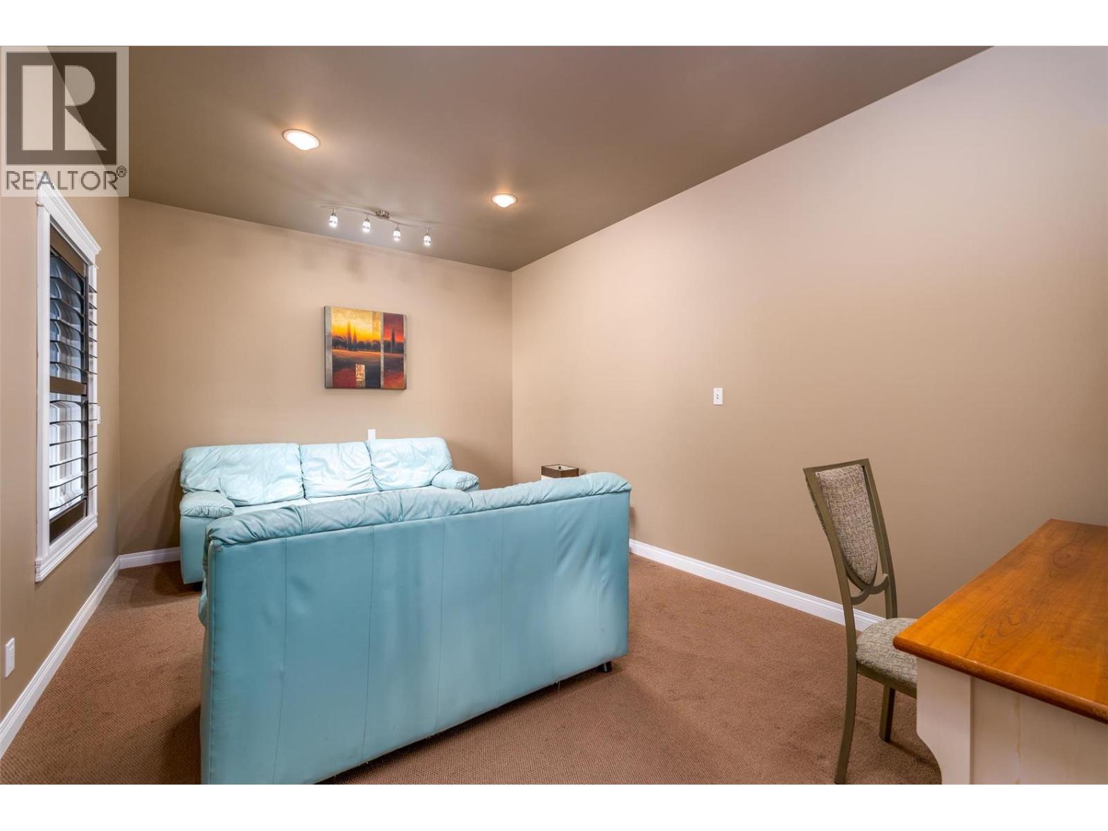 375 Trumpeter Court - 40