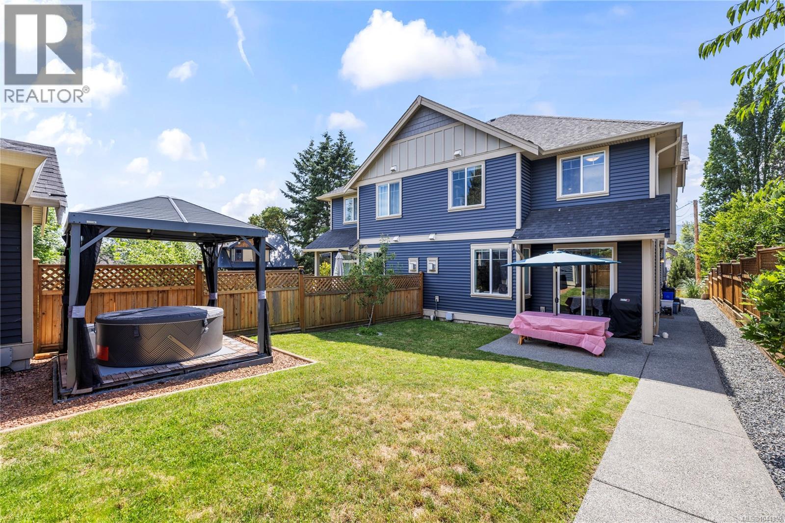 476 Machleary St - 37