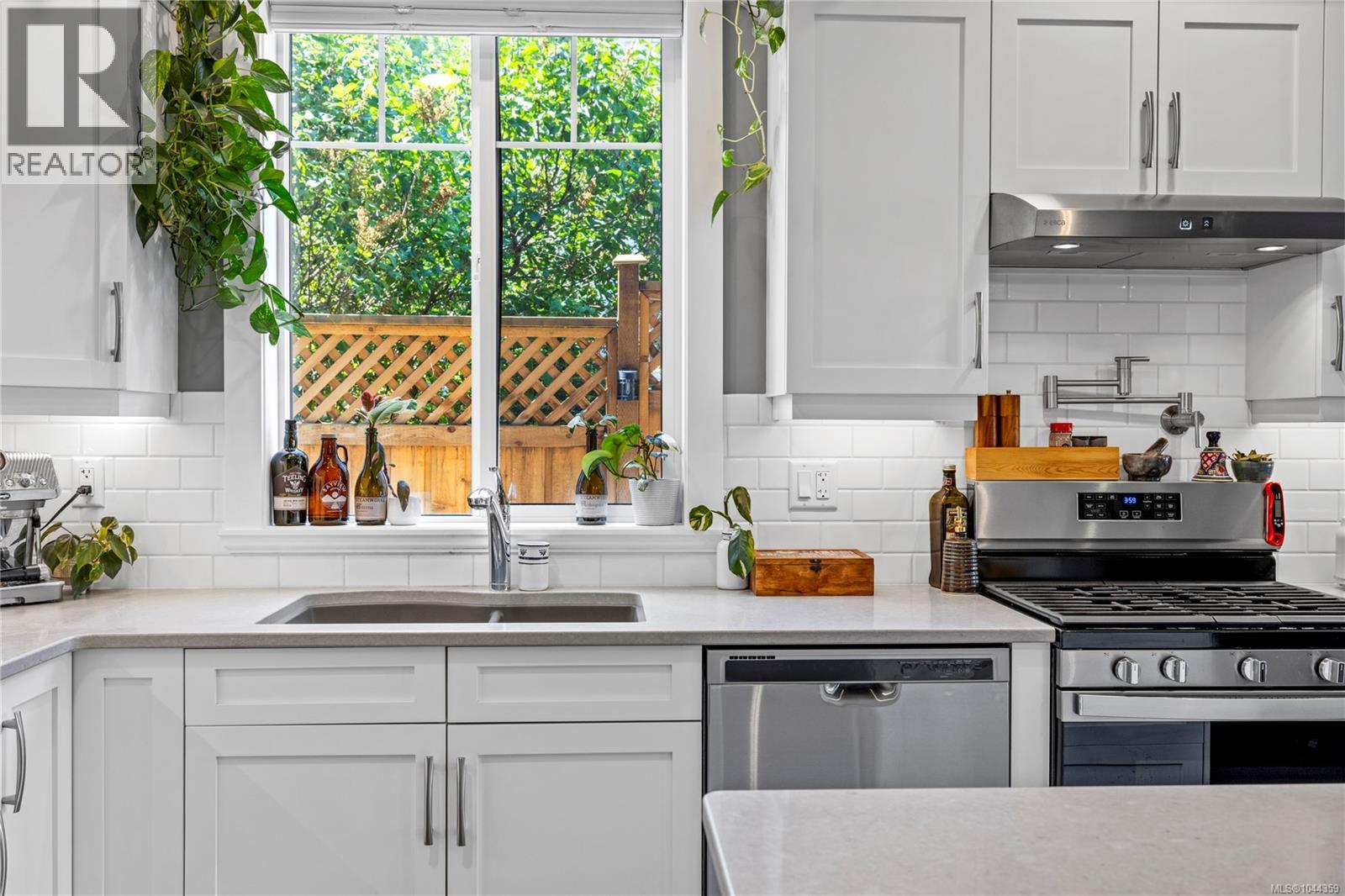 476 Machleary St - 4