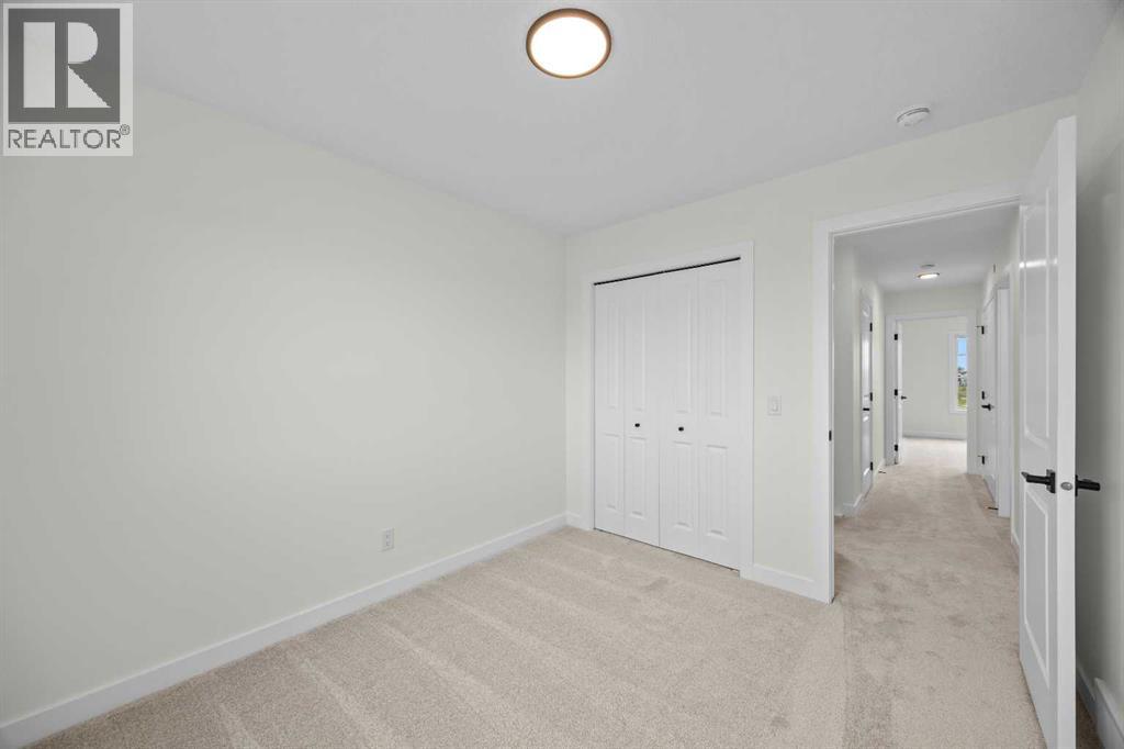 41 Hotchkiss Gardens SE - 27