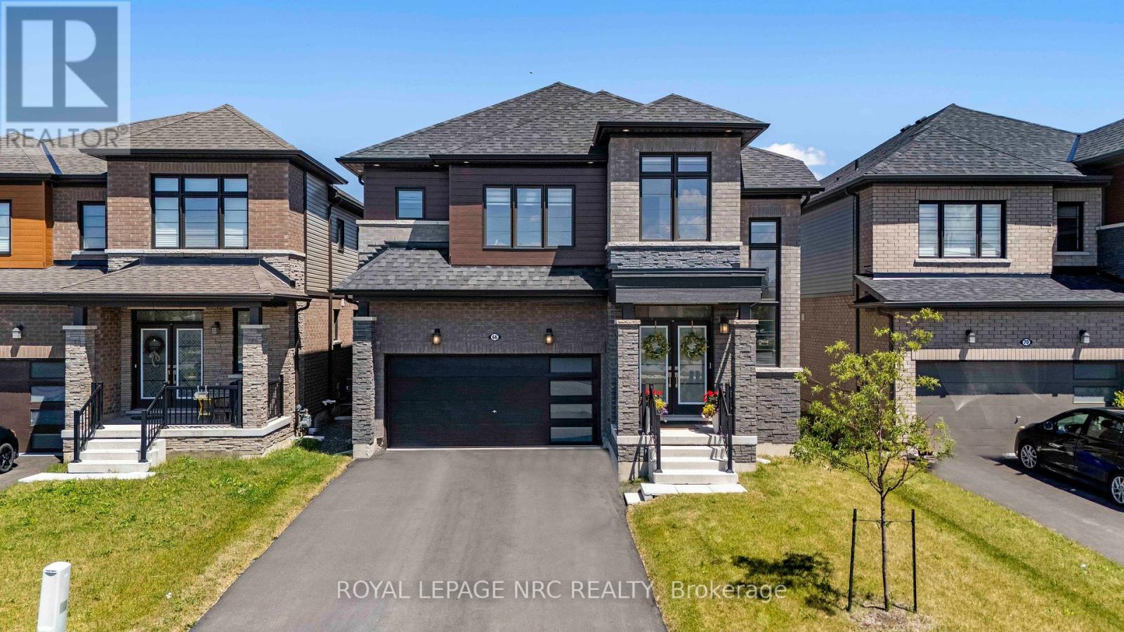 66 SUNFLOWER CRESCENT - 1