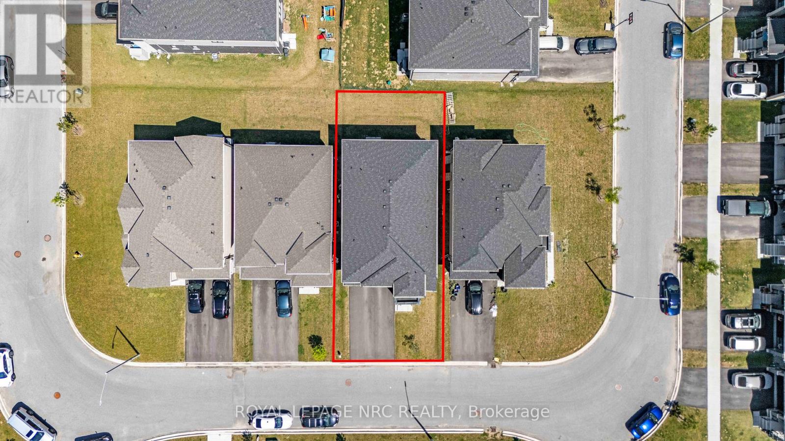 66 SUNFLOWER CRESCENT - 2