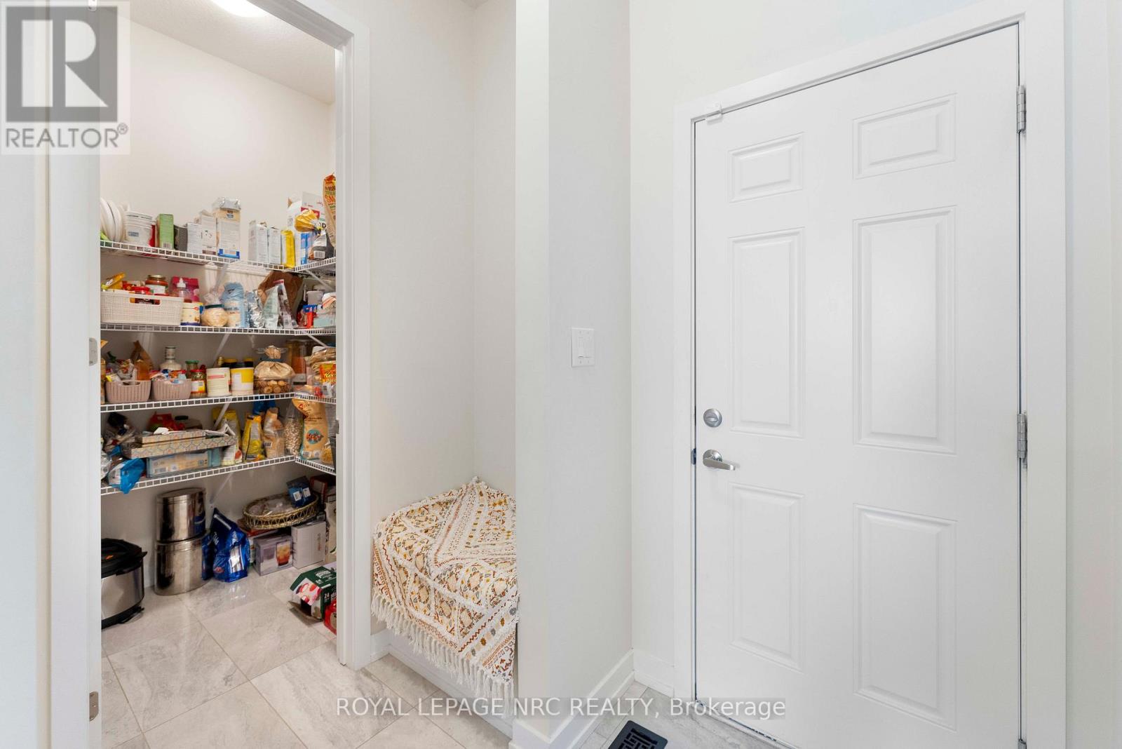 66 SUNFLOWER CRESCENT - Image 20