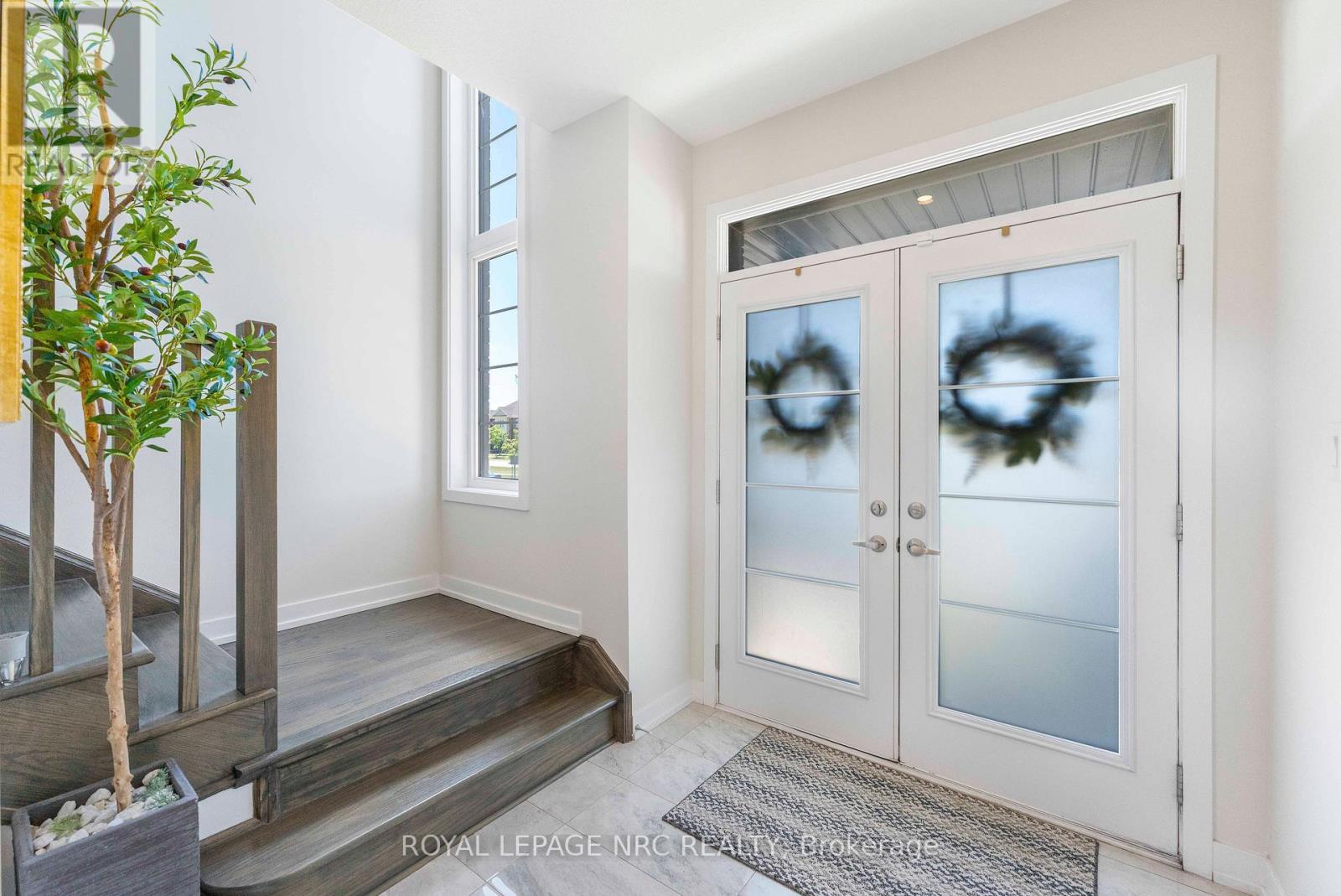 66 SUNFLOWER CRESCENT - Image 4