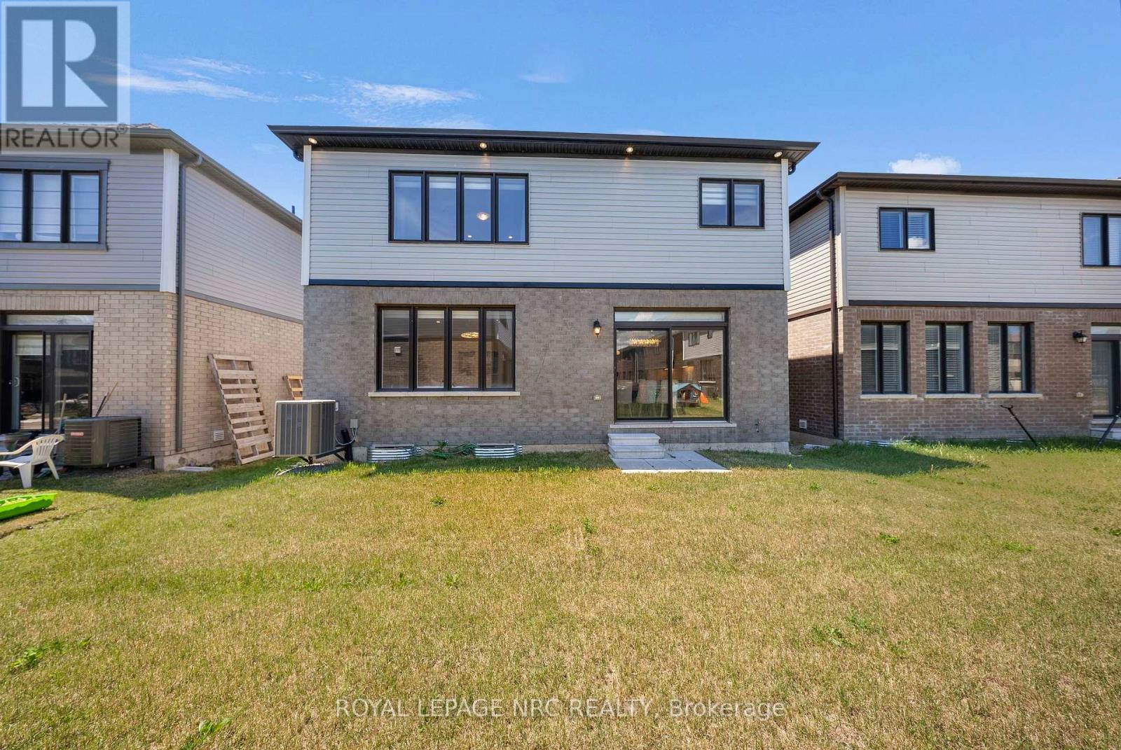 66 SUNFLOWER CRESCENT - Image 45
