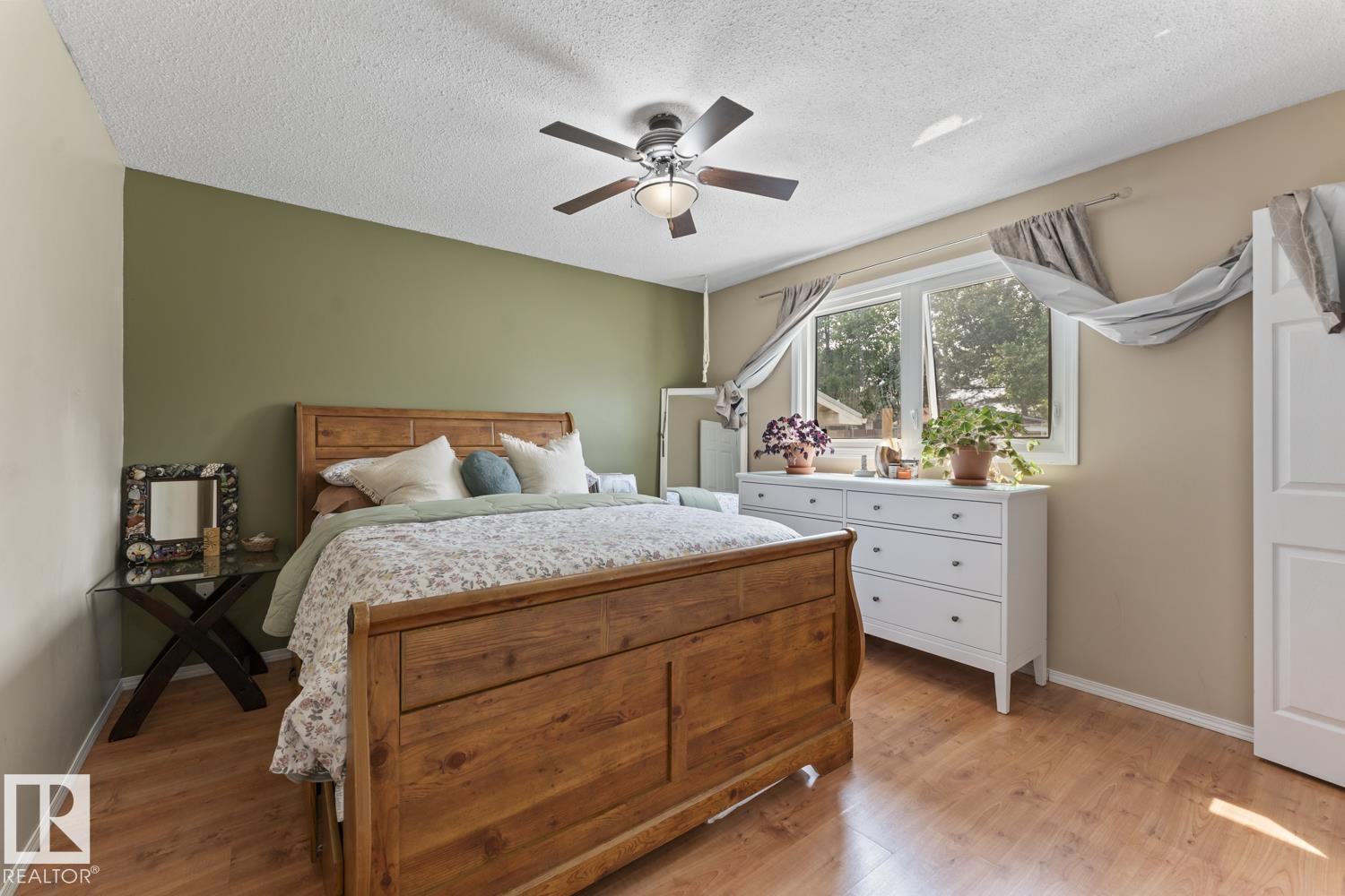 1801 Forest DR - 24