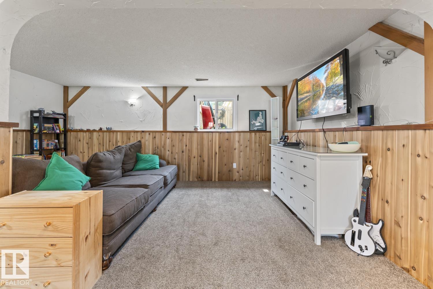 1801 Forest DR - 31