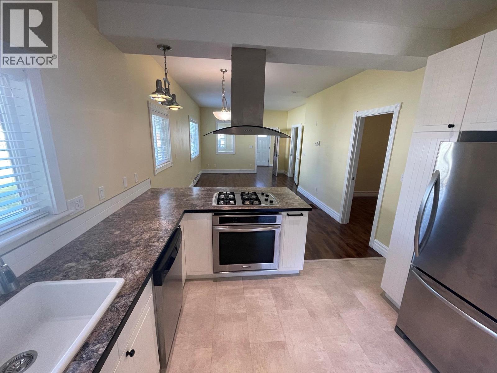 566 72ND Avenue - 8