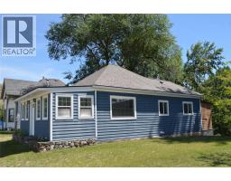 566 72nd Avenue, Grand Forks, BC V0H1H0 Photo 39