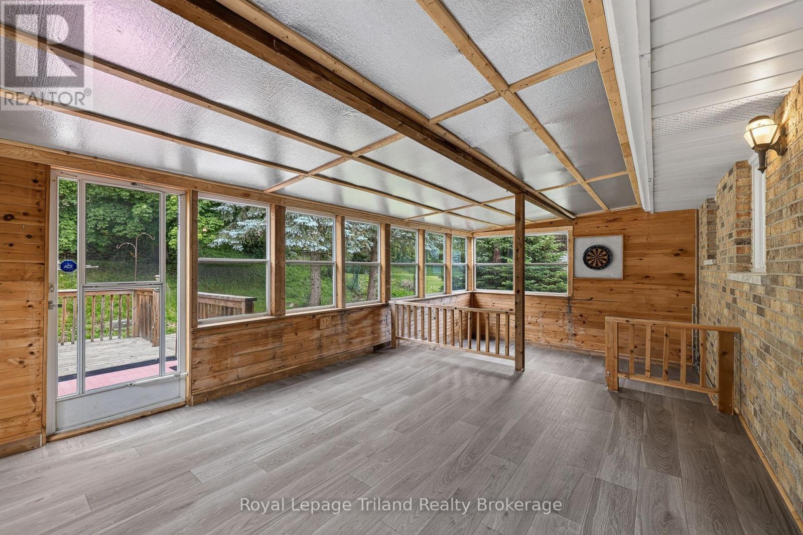 378 SALES DRIVE - Image 14