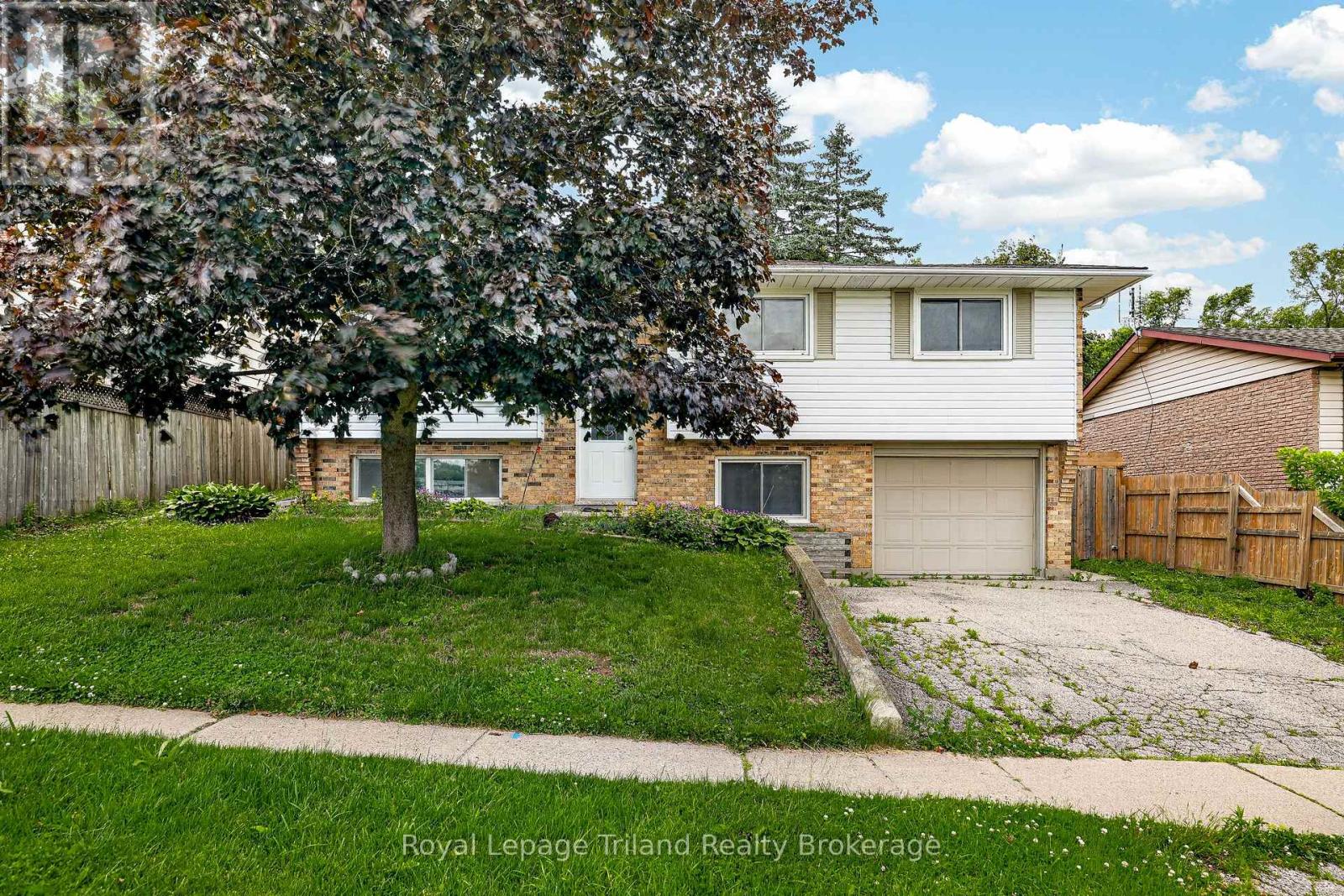 378 SALES DRIVE - Image 3
