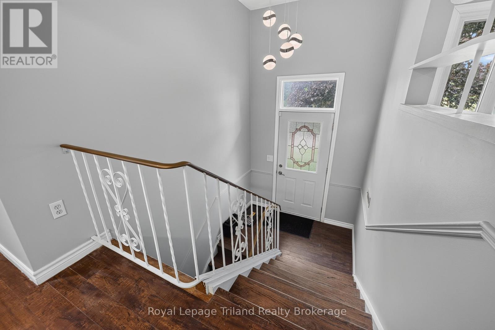 378 SALES DRIVE - Image 5