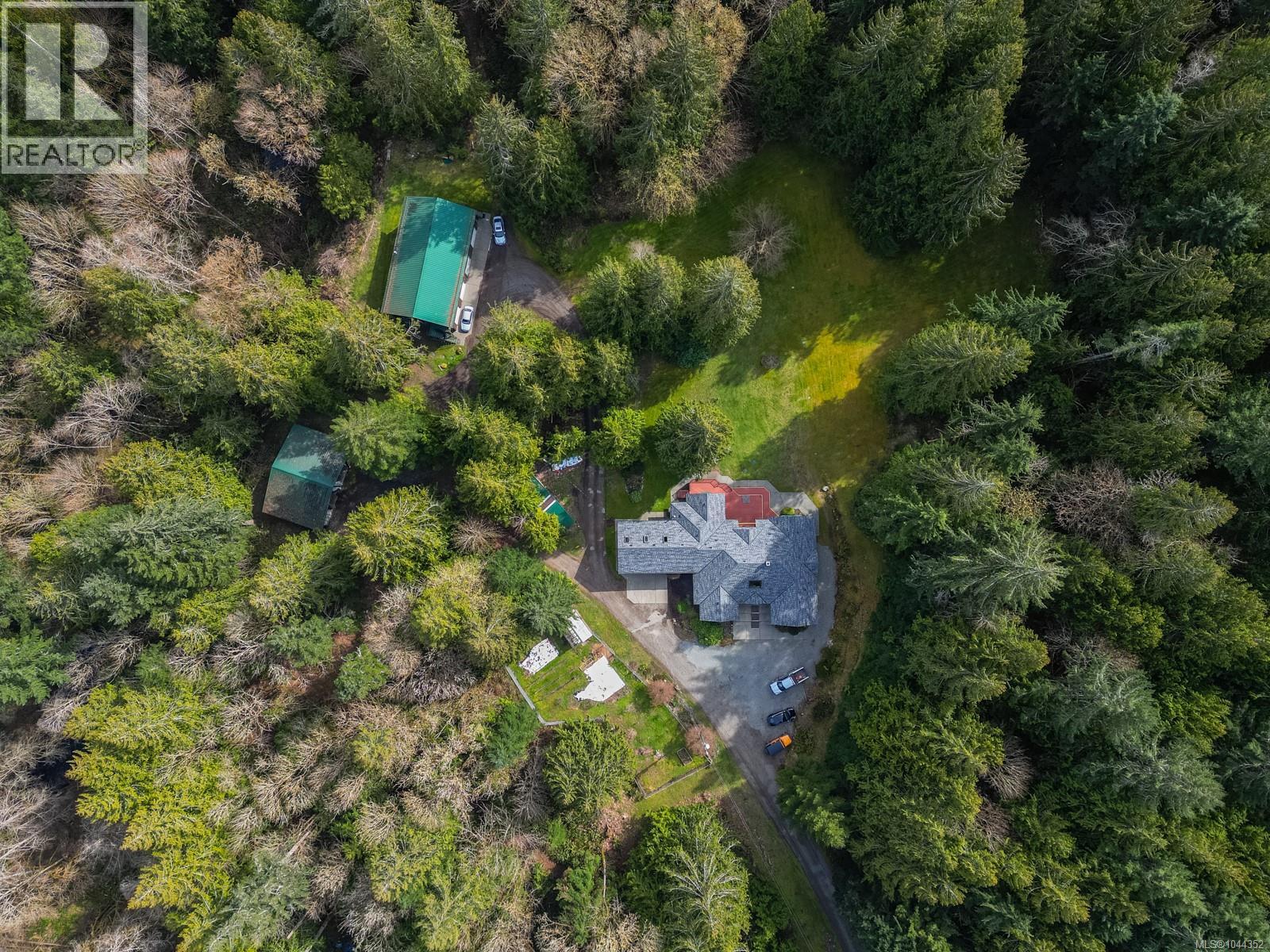 3105 Cameron-Taggart Rd - 2
