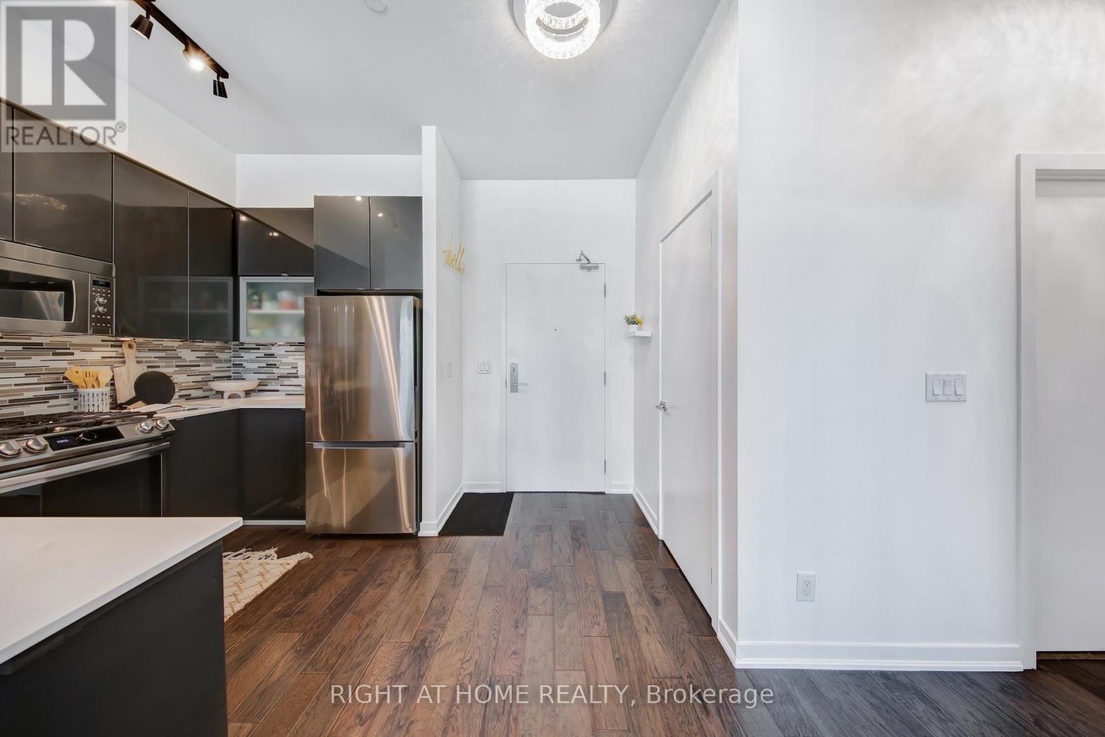 #PH03 69 LYNN WILLIAMS STREET - 5