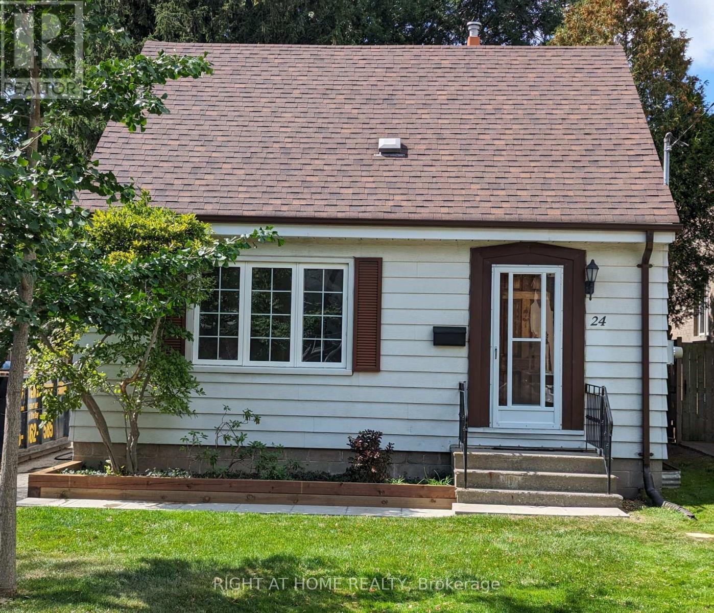 Photo of 24 Harewood Avenue