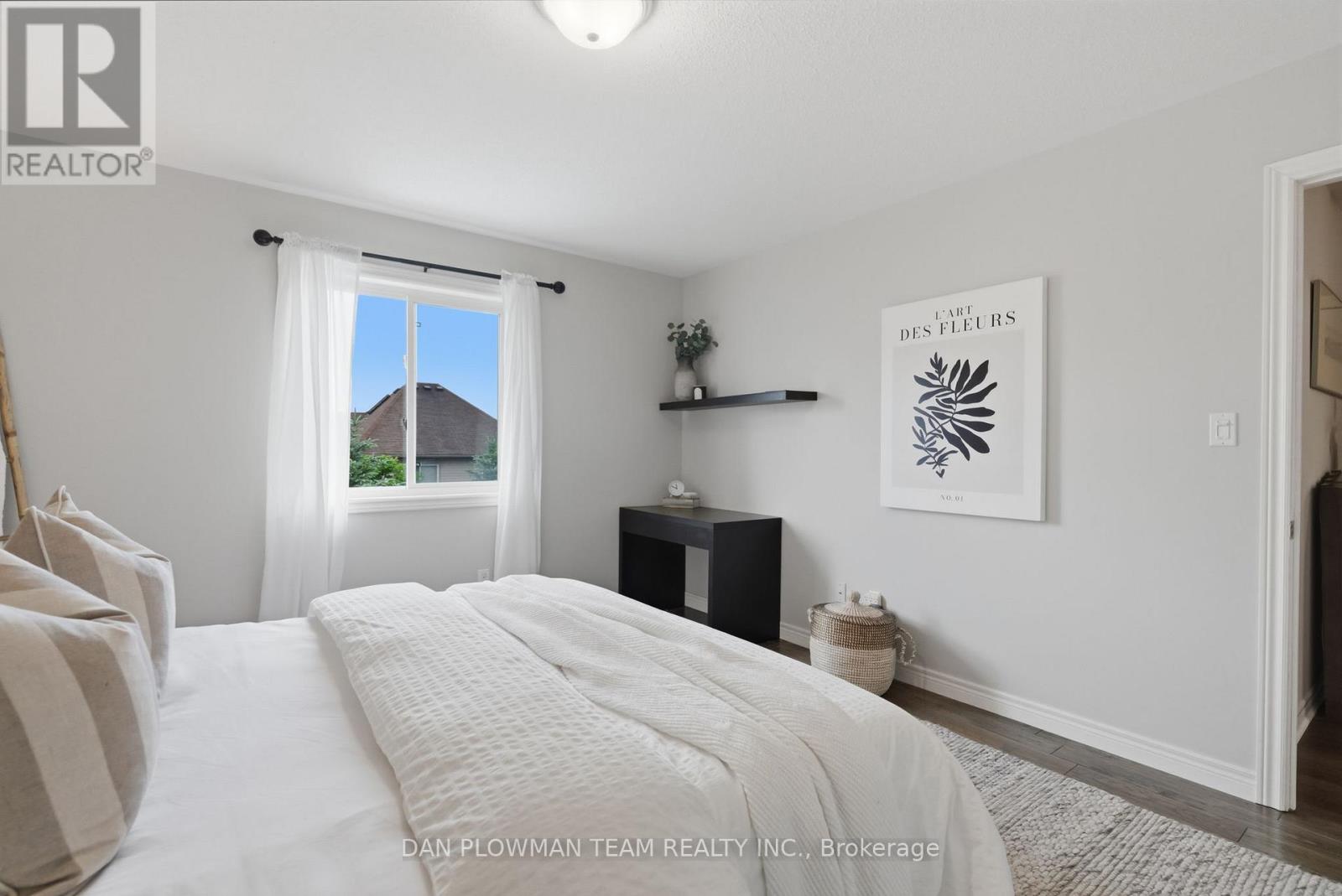 2243 PILGRIM SQUARE - 26