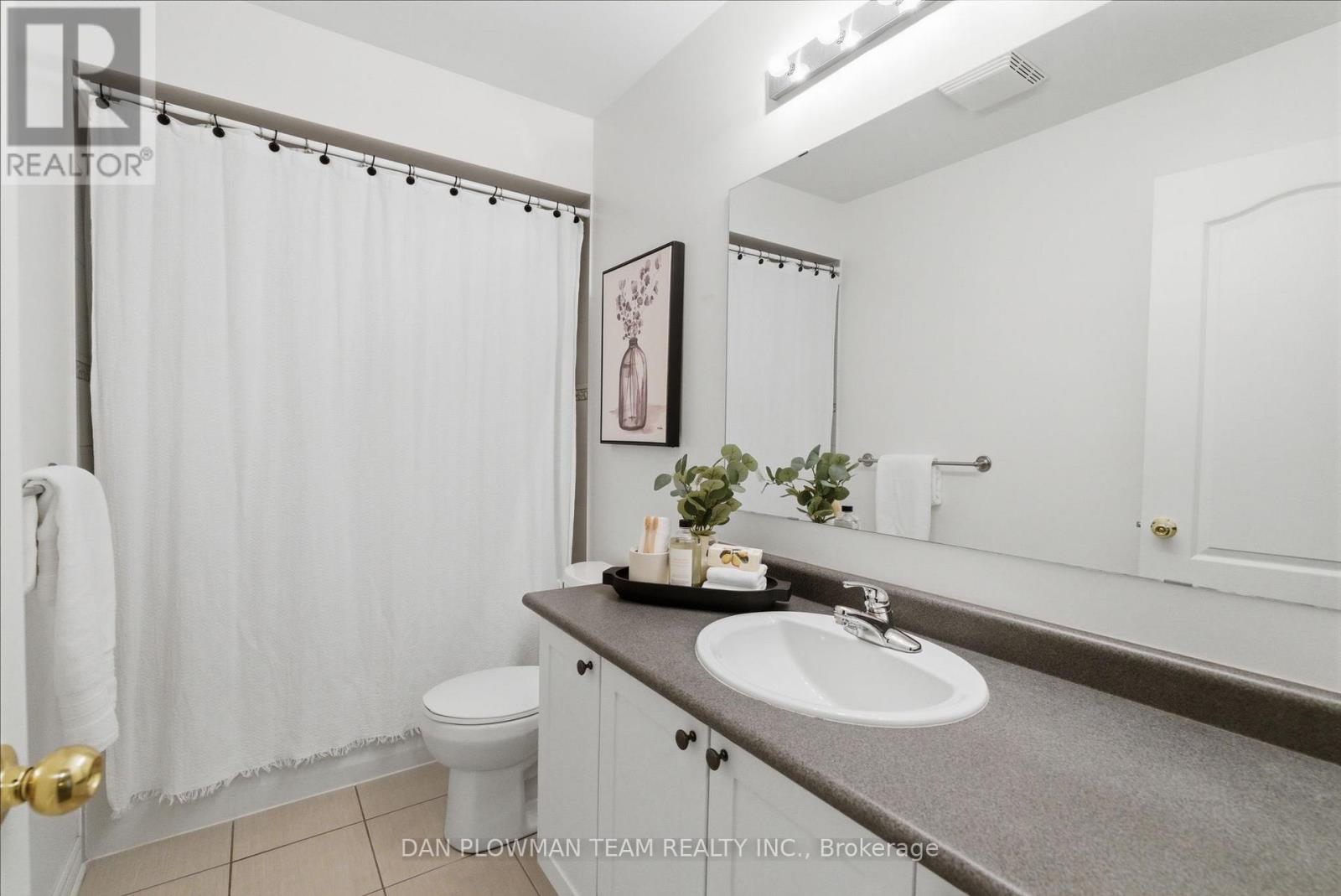 2243 PILGRIM SQUARE - 36