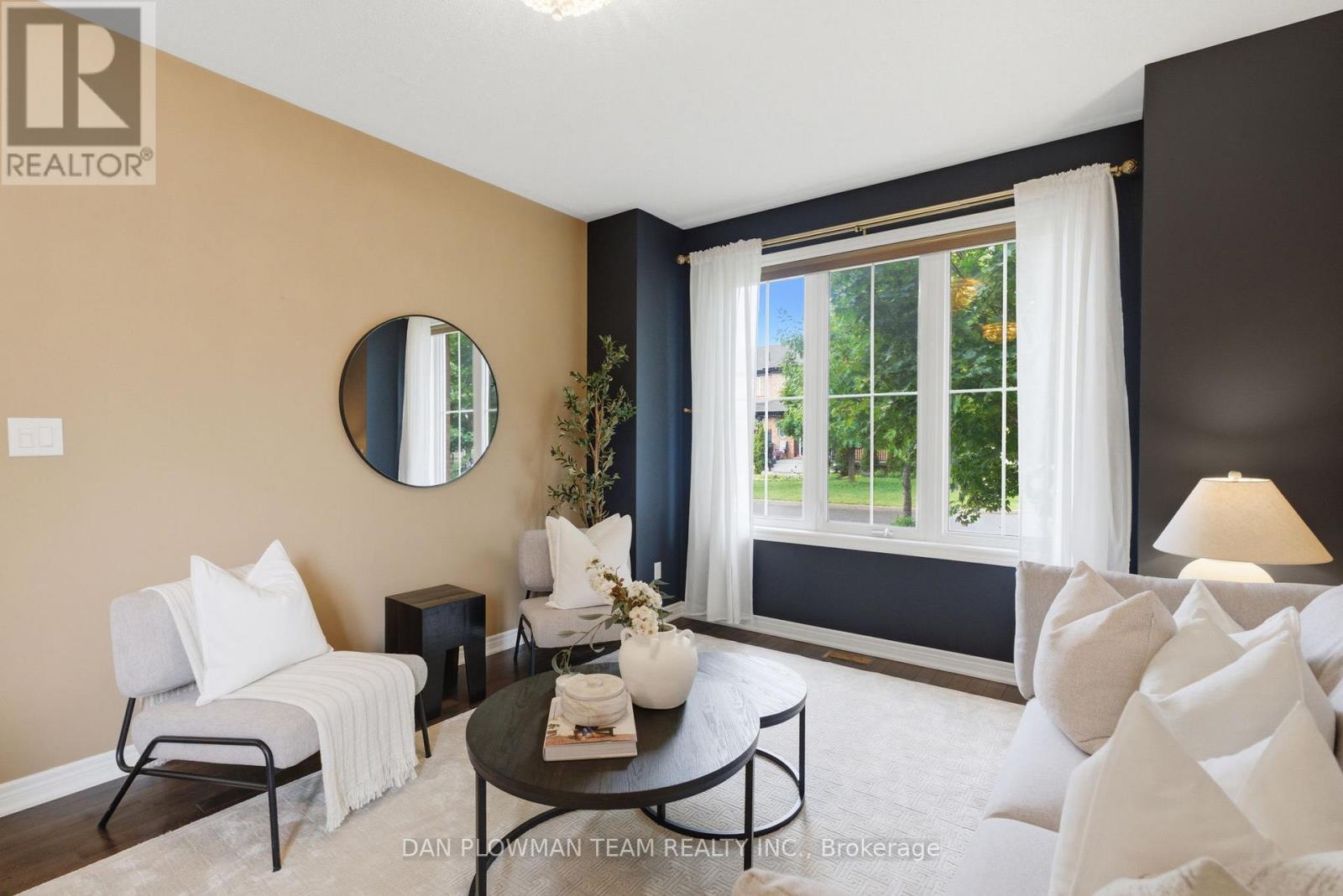 2243 PILGRIM SQUARE - 8