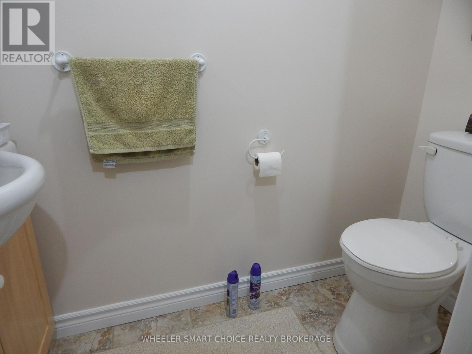 13 CYPRESS LANE - 22