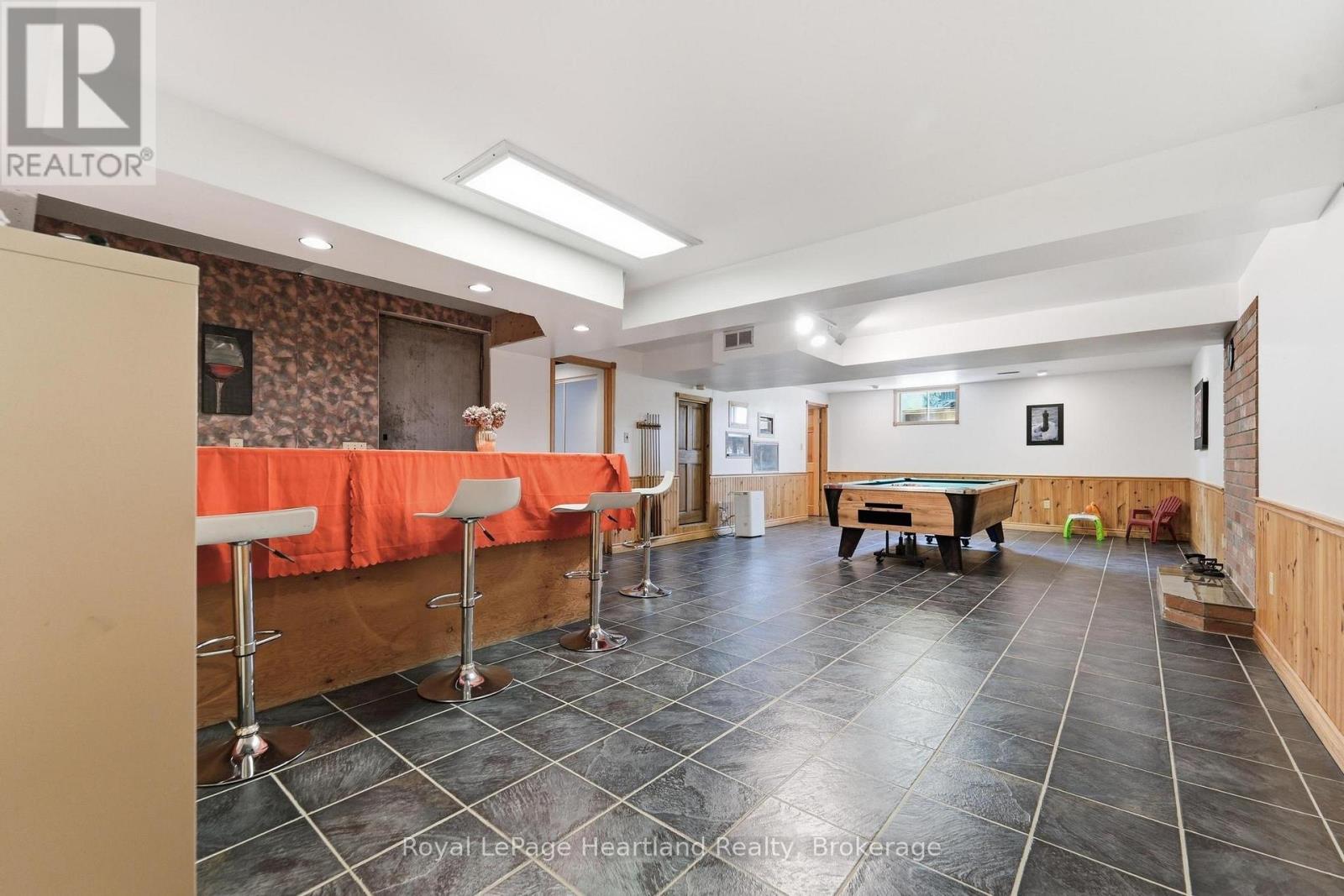 344 ALBERT STREET - 28