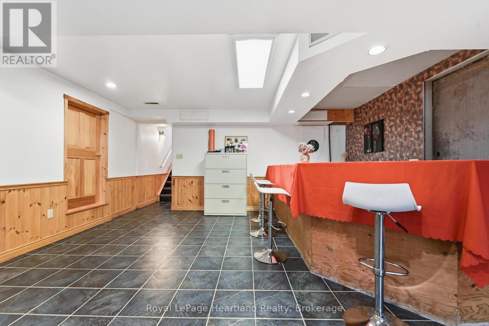 344 ALBERT STREET - 30
