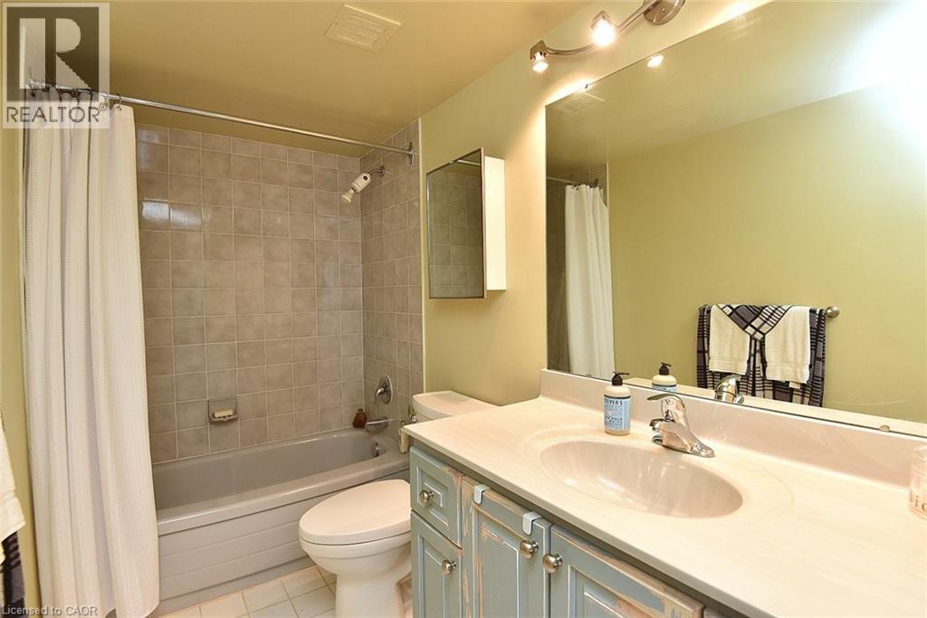 #2210 55 KINGSBRIDGE GARDEN Circle - 17