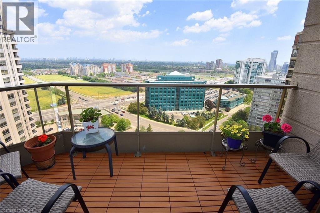 #2210 55 KINGSBRIDGE GARDEN Circle - Image 24