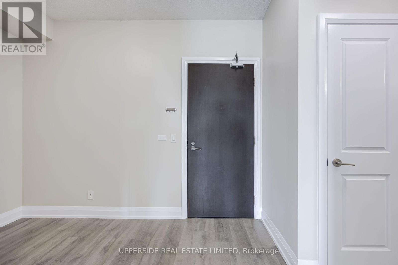 #806 7890 BATHURST STREET - 7