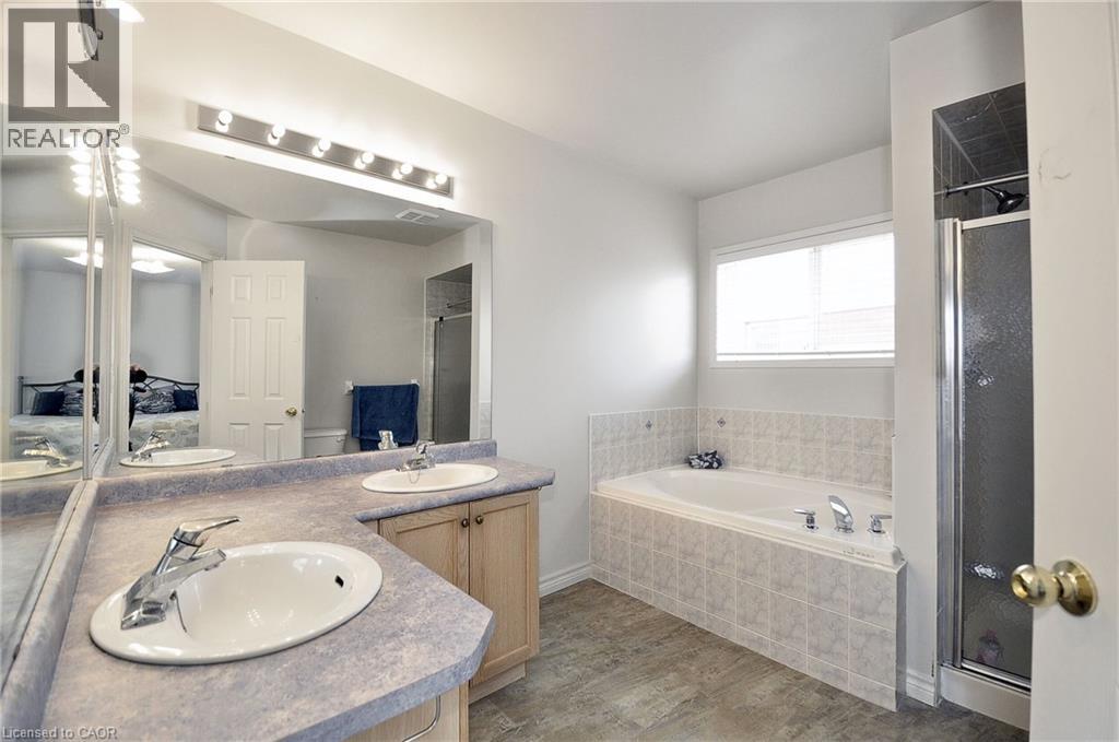 95 DRINKWATER Drive - 16