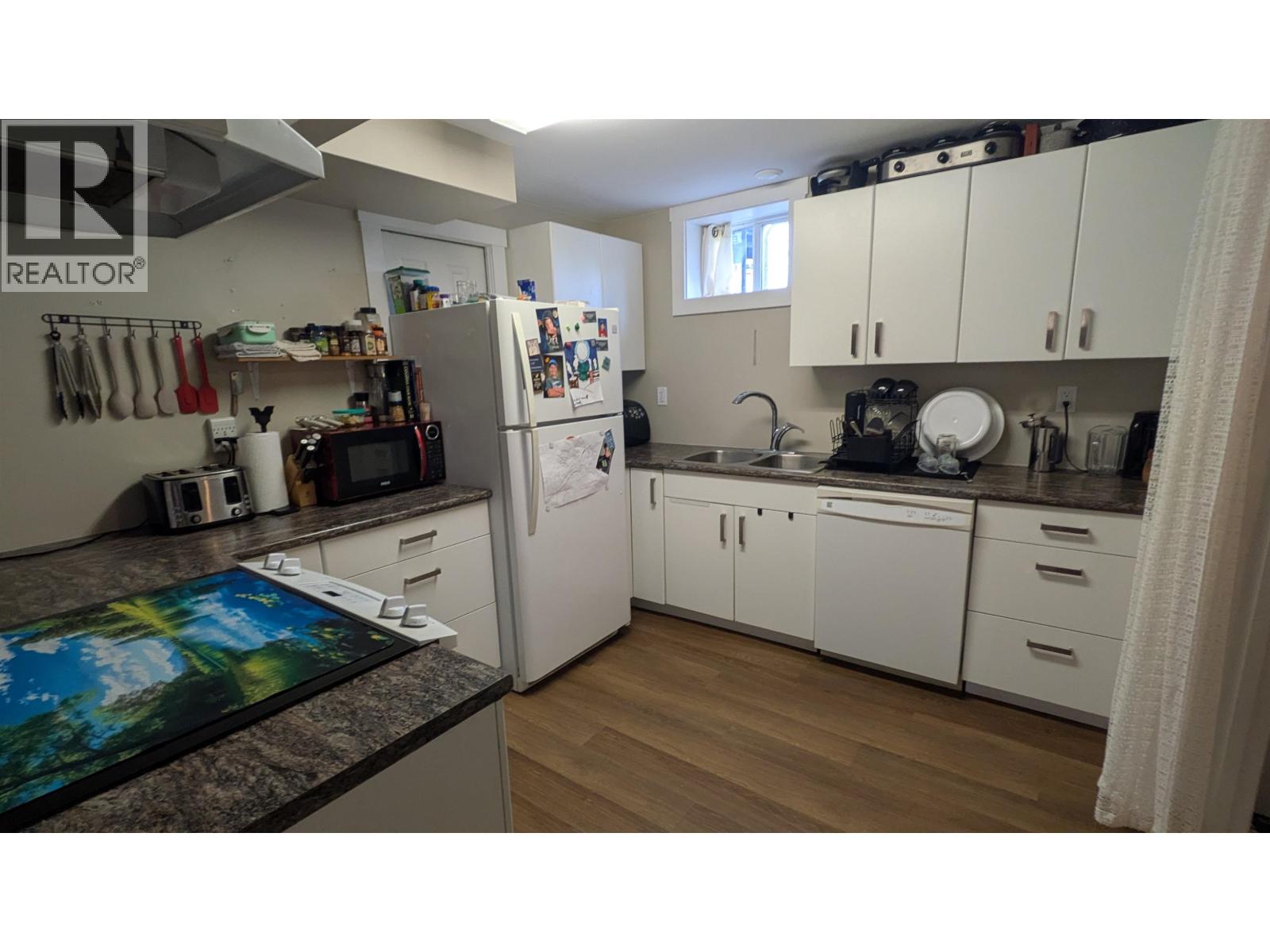630 VEDDER CRESCENT - 10
