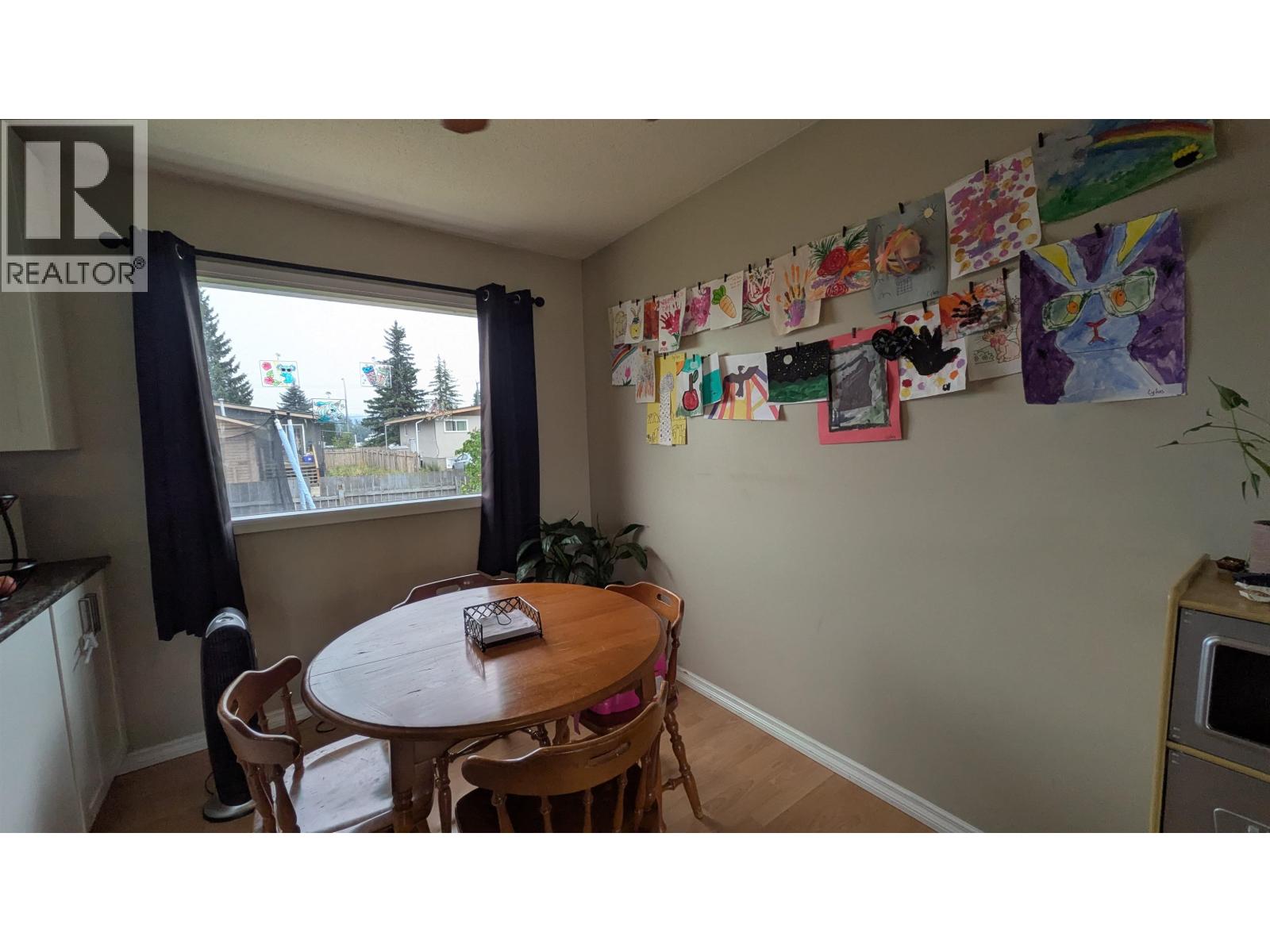 630 VEDDER CRESCENT - 5
