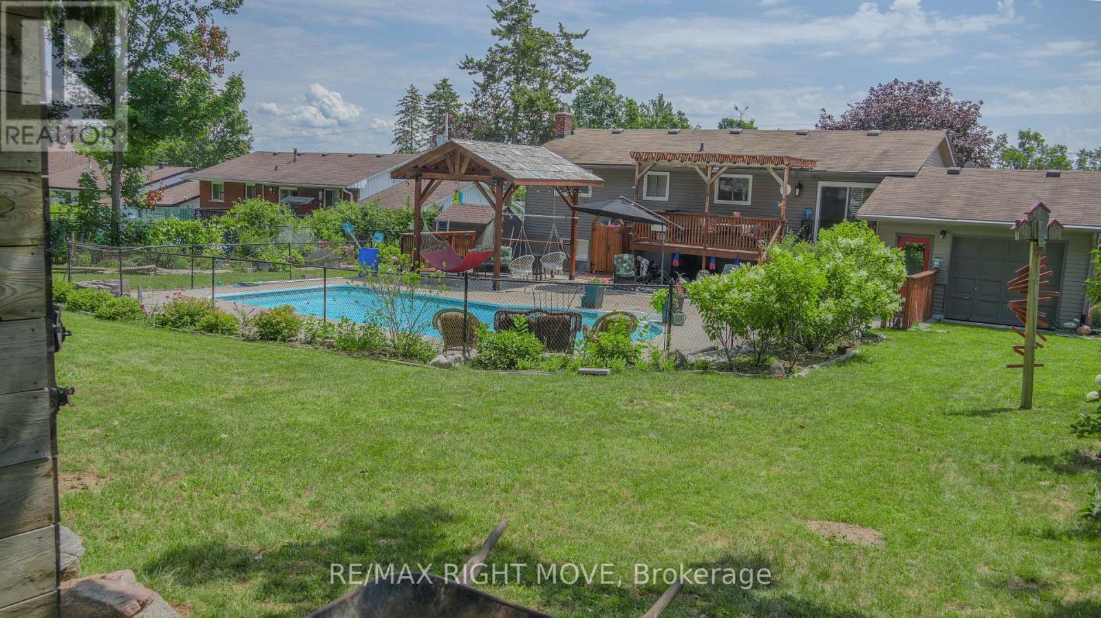 424 HOMEWOOD AVENUE - 9