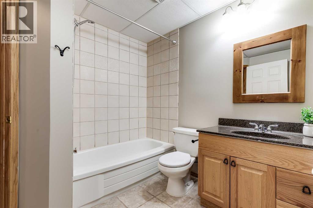 249 Scotia Point NW - Image 39