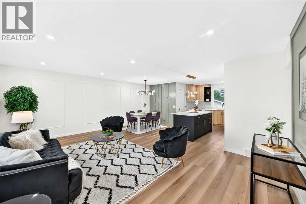 545 Madeira Drive NE - Image 6