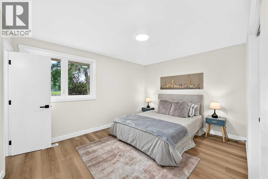 545 Madeira Drive NE - Image 13