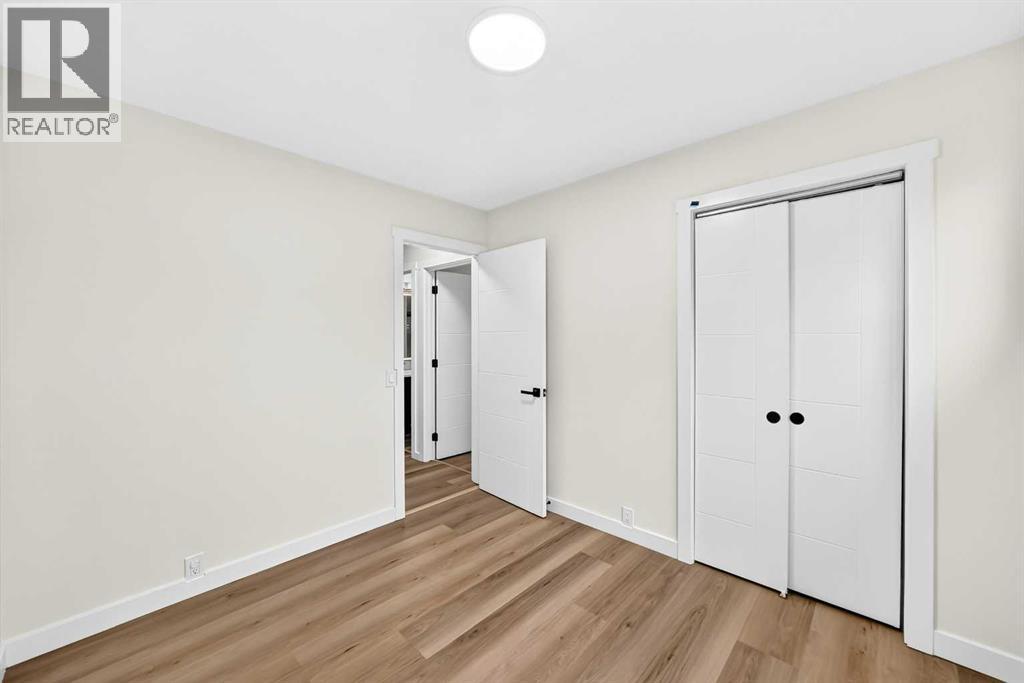 545 Madeira Drive NE - Image 23