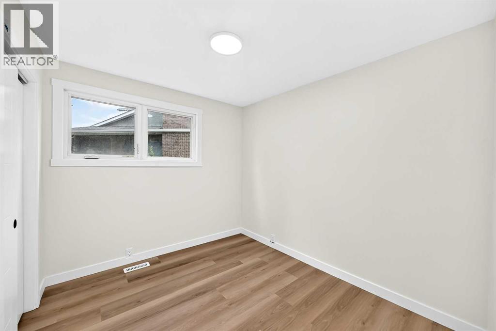 545 Madeira Drive NE - Image 20