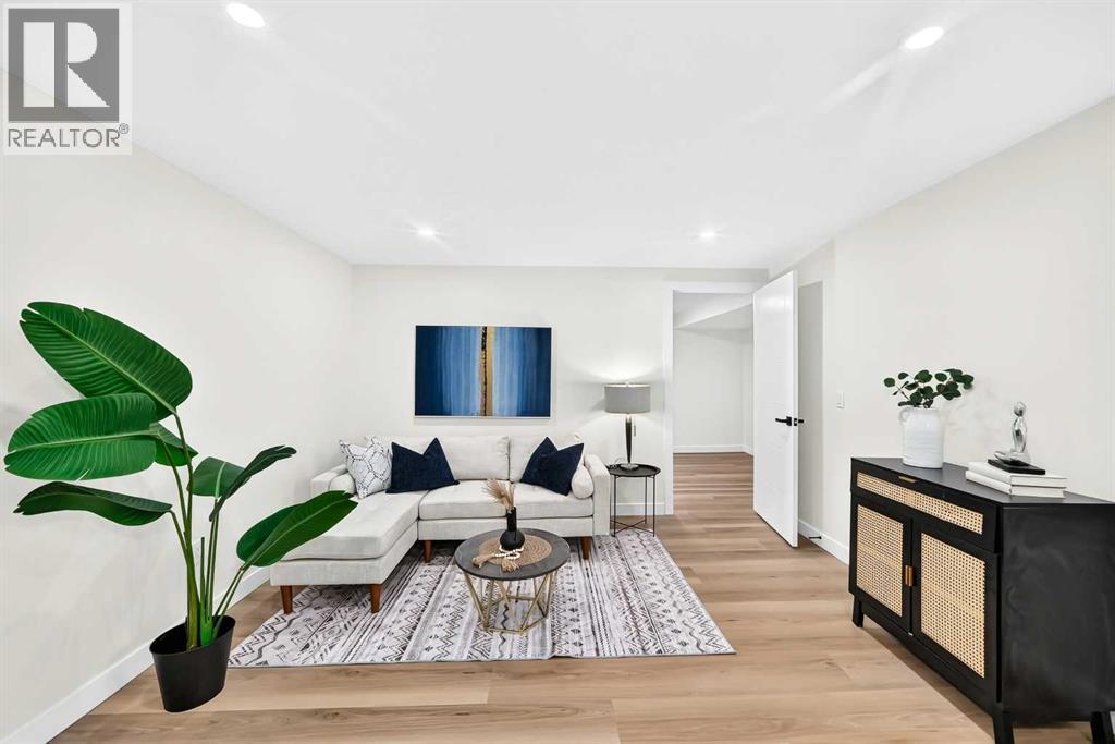 545 Madeira Drive NE - Image 33